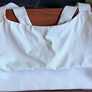 Athleta White Activewear Top - Pls note color is light silver / light mint